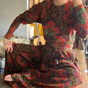 VTG Red paisley silk long sleeve top and wide leg pant set